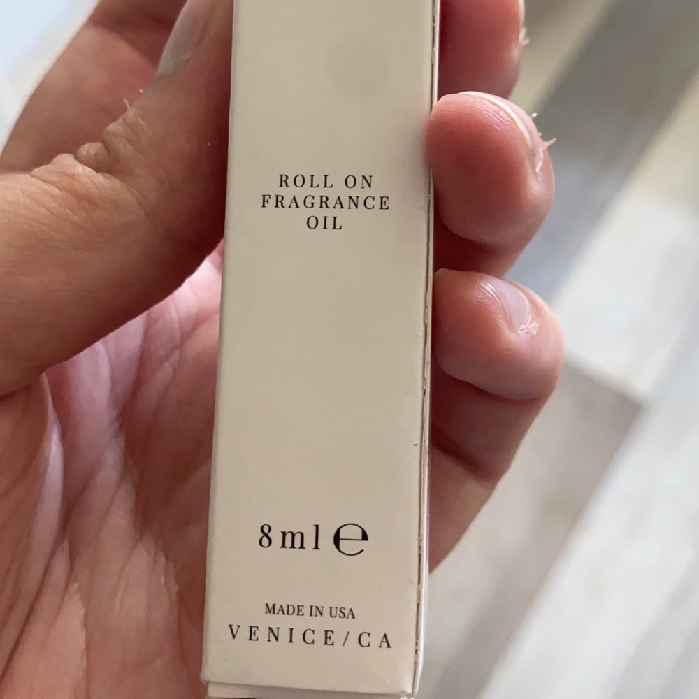Roll on fragrance oil by riddle